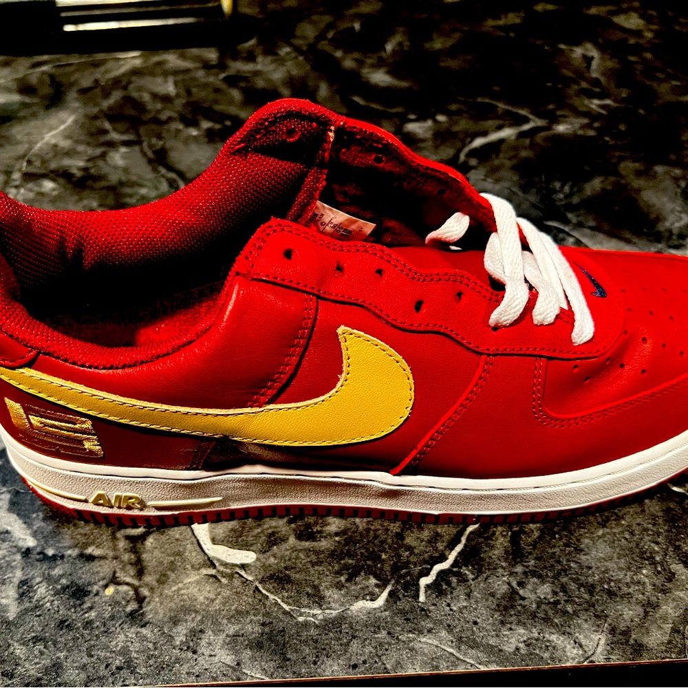 Air Force one dead stock LeBron 1. Size 12
